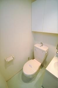 ジュークIIのトイレ