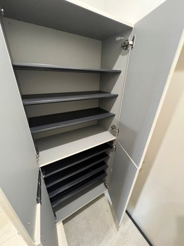 ワコーレヴィアーノ須磨行幸町の収納