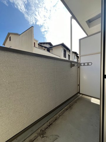 ワコーレヴィアーノ須磨行幸町のバルコニー