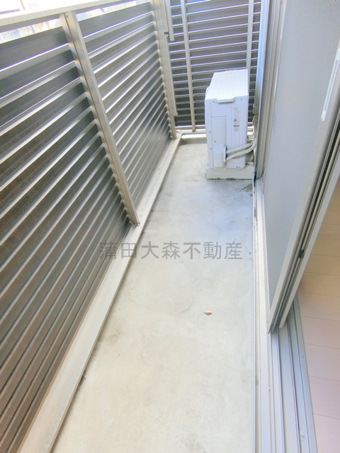 カームのバルコニー