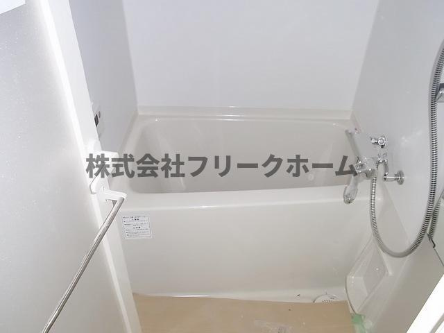 武蔵野市境２丁目の賃貸マンションの浴室