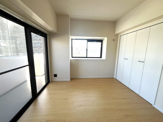 アンピール松島のその他|窓が多く東南向きなので陽当たり良好ですよ♪