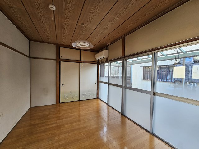 岩見住宅の居間・リビング