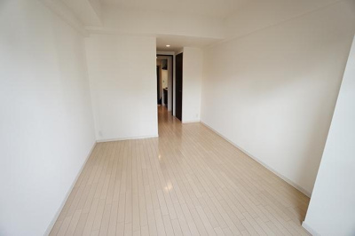 【居間・リビング】 | アーデンタワー西本町