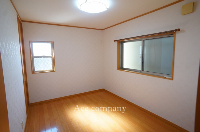 【子供部屋】 | 東大阪市若江東町1丁目 | 【2階：西側洋室6帖】