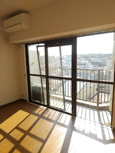 アルス中目黒　高層階　南西向き　IHコンロのバルコニー