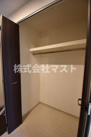 ＬＯＷＬＡＮＤＳ西天満の収納