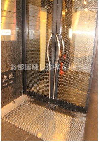 第６５オーナーズビルのエントランス|エントランスホール☆