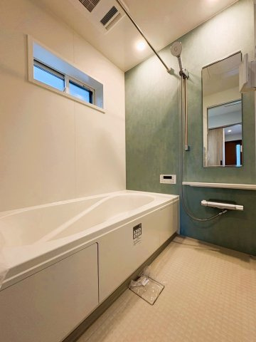 三郷市　高州1丁目　新築戸建　全1棟の浴室|梅雨の時期は大活躍の浴室乾燥機！家族の数だけ増える洗濯物もしっかり乾かせます