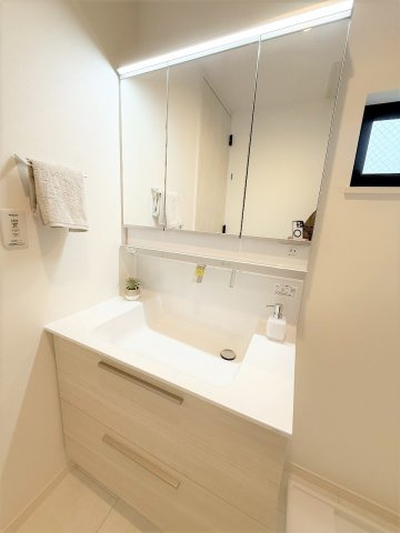 【独立洗面台】 | 千歳船橋駅１２分■ハイエンドクラス■長期優良認定■住宅性能評価■３０年保証