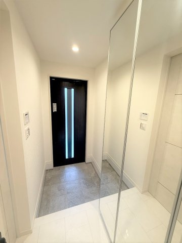 【玄関】 | 千歳船橋駅１２分■ハイエンドクラス■長期優良認定■住宅性能評価■３０年保証