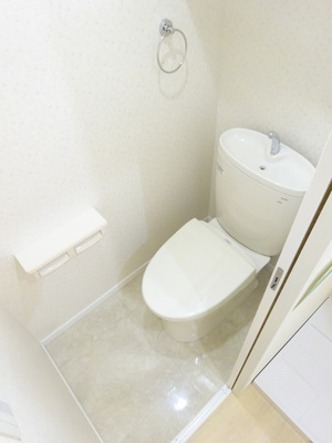 【トイレ】 | ハイネスときわ台 | 落ち着いたトイレです