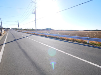 【前面道路含む現地写真】 | 東金市東中　中古戸建 | 内外装リフォーム済み令和7年12月  敷地約86坪バーベキューや菜園が可能です。平成8年10月築