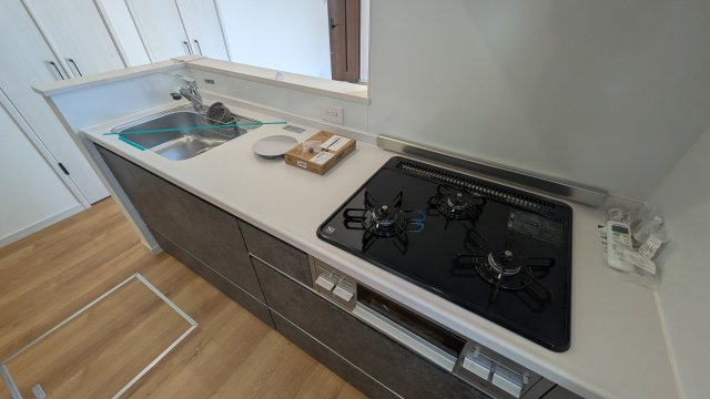 ヴァネラス南棟のキッチン