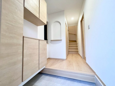 【玄関】 | 高槻市栄町2丁目　中古戸建