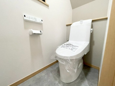 【トイレ】 | 高槻市栄町2丁目　中古戸建