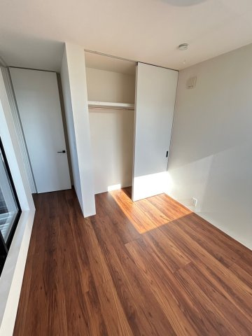 湖西市鷲津　中古戸建の洋室