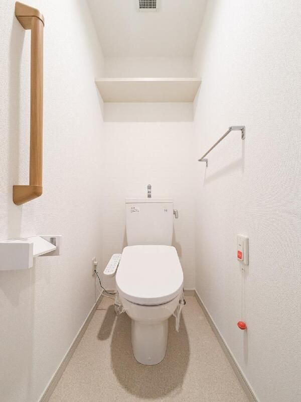 福岡市中央区草香江２丁目の賃貸マンションのトイレ