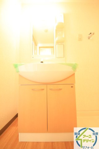 Pure　Arrowの独立洗面台|※類似写真