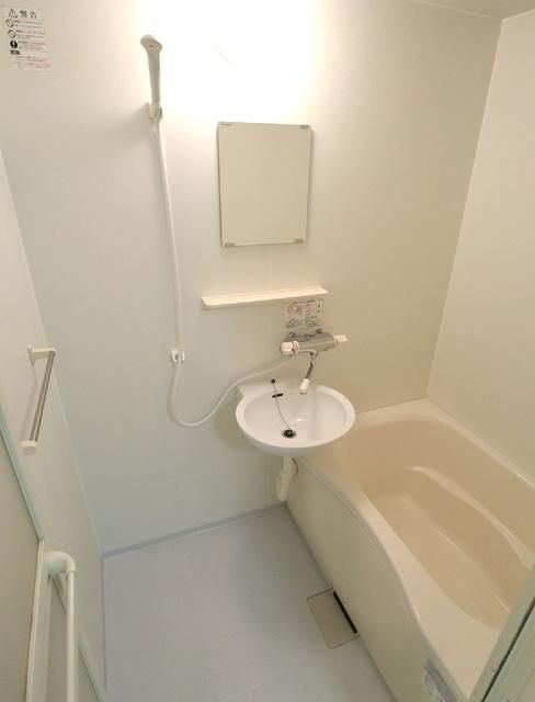 サンヒルズ駒込の浴室