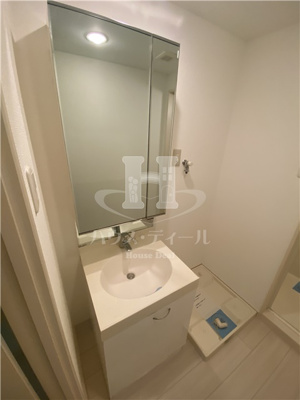 【洗面所】 | コンパートメントハウス川口元郷 | スペースが確保できる洗面所です