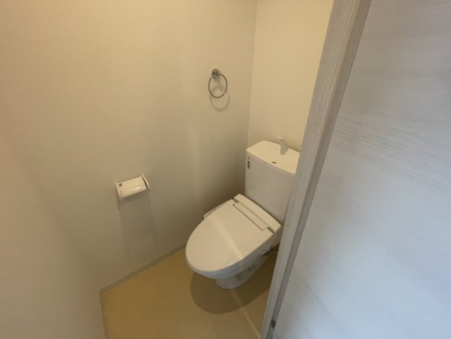 アリビラ六甲のトイレ|落ち着いたトイレです