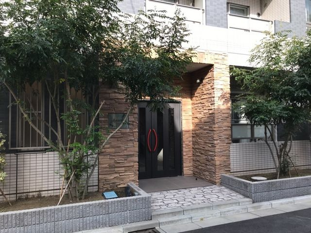 Agartha（アガルタ）のエントランス