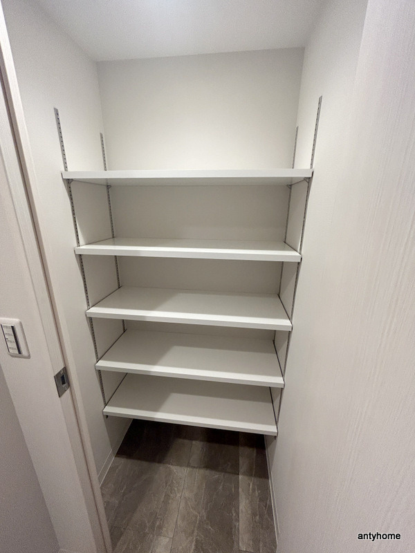 ルフォンプログレ堺筋本町タワーレジデンス　仲介手数料無料の収納