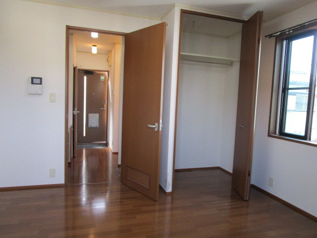 ハイム山手Ｂの洋室|★クローゼット★