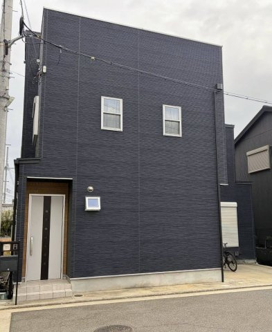 和泉市小田町３丁目の外観|駐車場２台