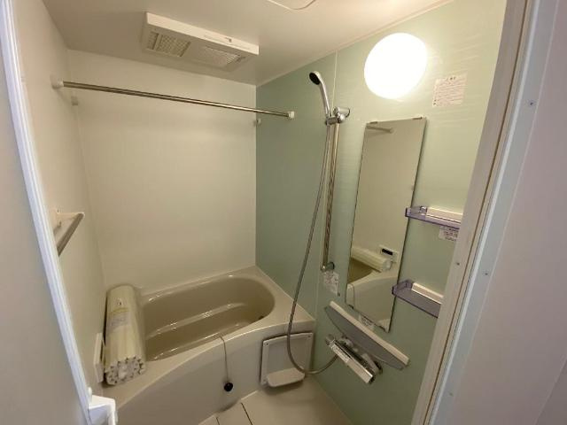 ティーズ　シャルパンティエの浴室|バス