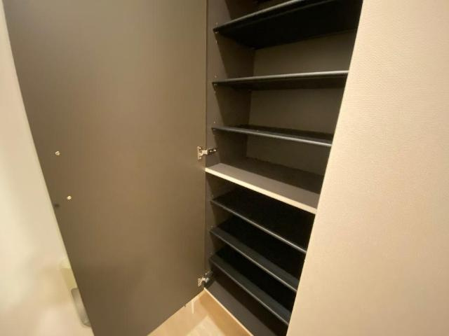 ティーズ　シャルパンティエの収納|下駄箱