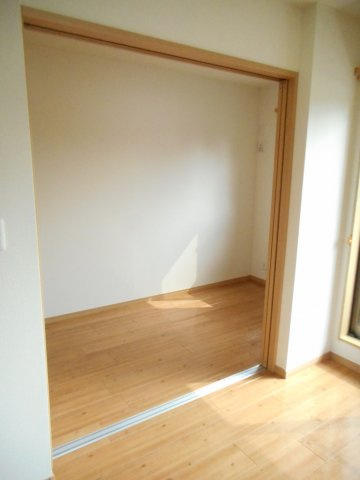 エバレットの洋室