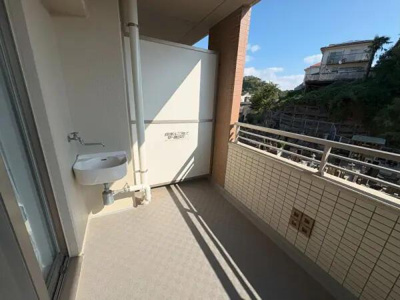  | 南東向きで明るいバルコニー。… 