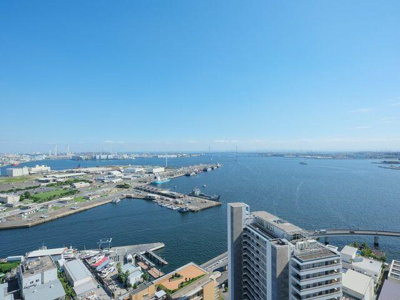  | 一面に広がる青空と海の青さを… 