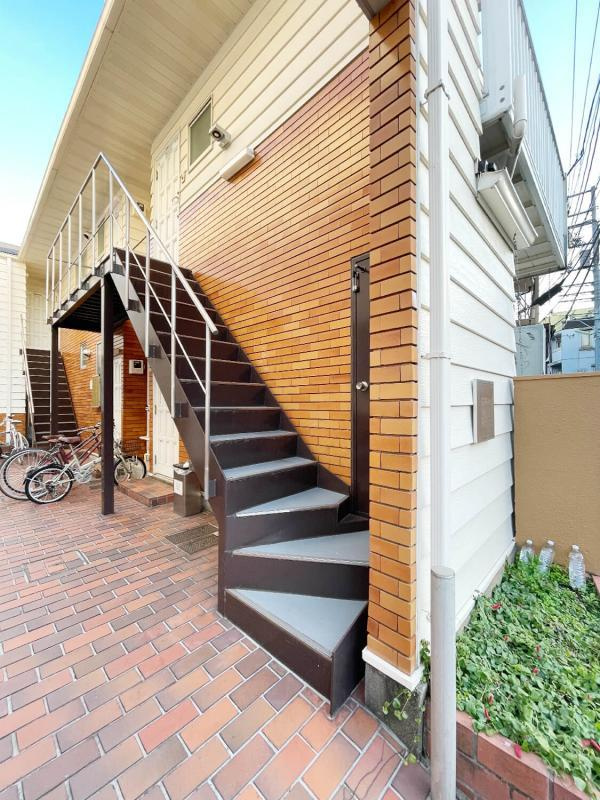 はるCORP　角部屋　3面採光　宅配ボックス　学生おすすめのキッチン