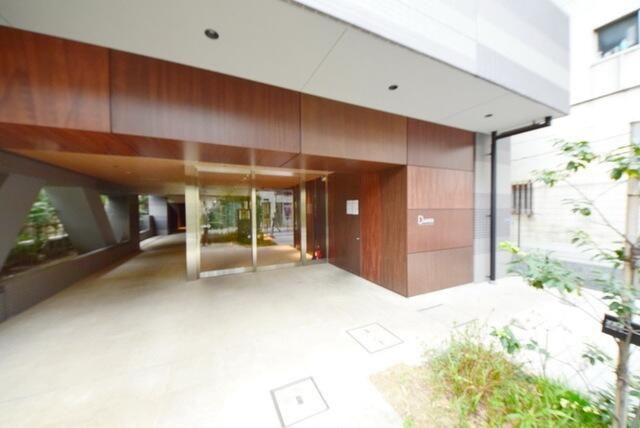 ＤＵＡＲＥＳ愛宕虎ノ門のエントランス