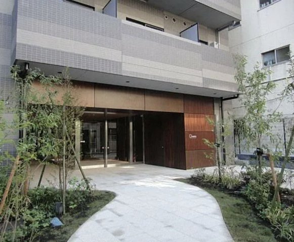 ＤＵＡＲＥＳ愛宕虎ノ門のエントランス