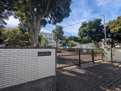  | 横浜市立公田小学校まで314m 