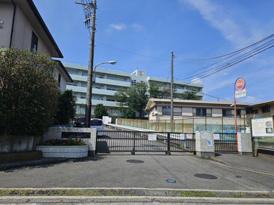  | 横浜市立東鴨居中学校まで1,215m 