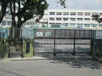  | 横浜市立鴨居小学校まで980m 