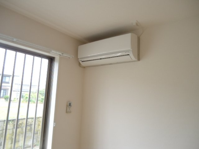 カーサ・フェンテの設備|洋室エアコン