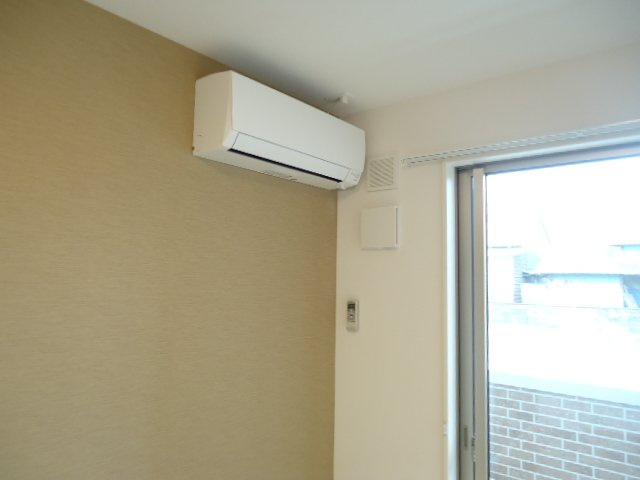 カーサ・フェンテの設備|リビングエアコン