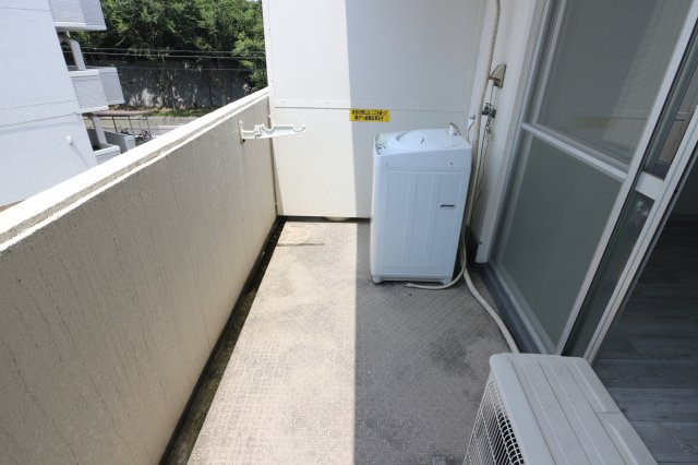 グッドライフオオツワツーのバルコニー