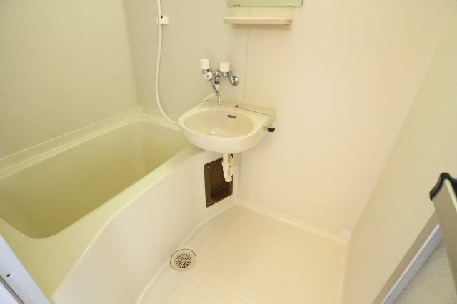 グッドライフオオツワツーの浴室