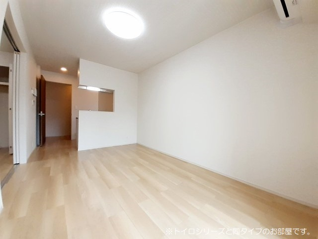 【居間・リビング】 | ラシモーヌメゾンＭＨ