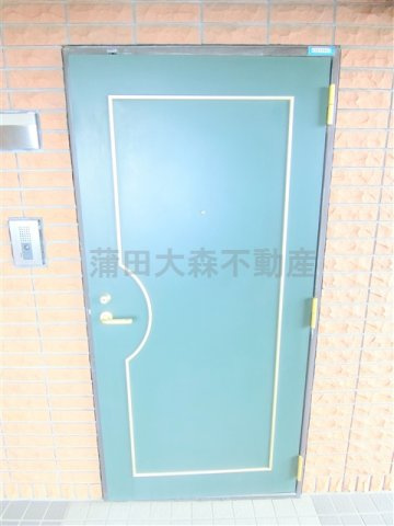 グランアリュール大鳥居の玄関