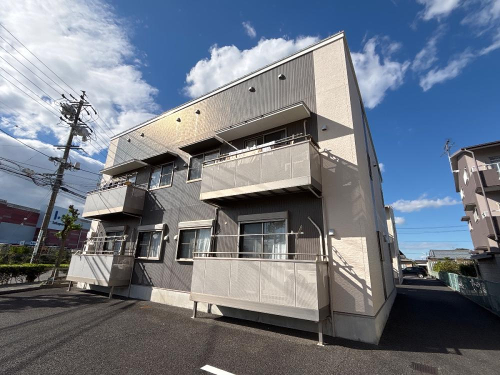 イーストダイトーの外観