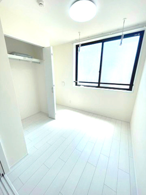 【洋室】 | スカイヒルズ徳丸 | 明るい洋室です