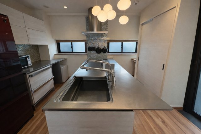 名東区勢子坊１丁目戸建のキッチン|キッチン
作業同線が良く、家族との会話を楽しみながら料理ができます。